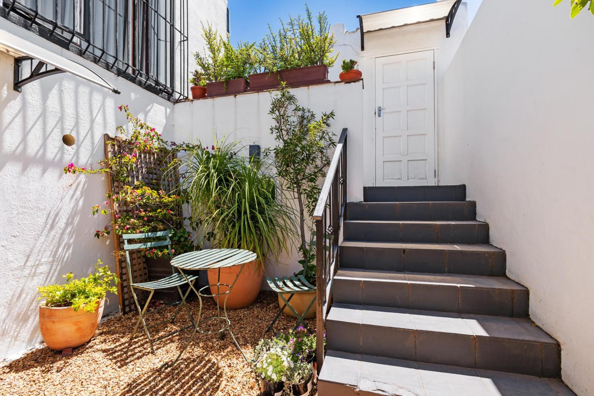 Belmont Guest house 3*